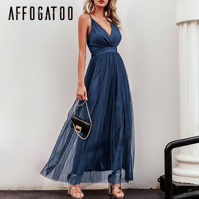 Sexy deep v neck backless  elegant lace evening maxi dress