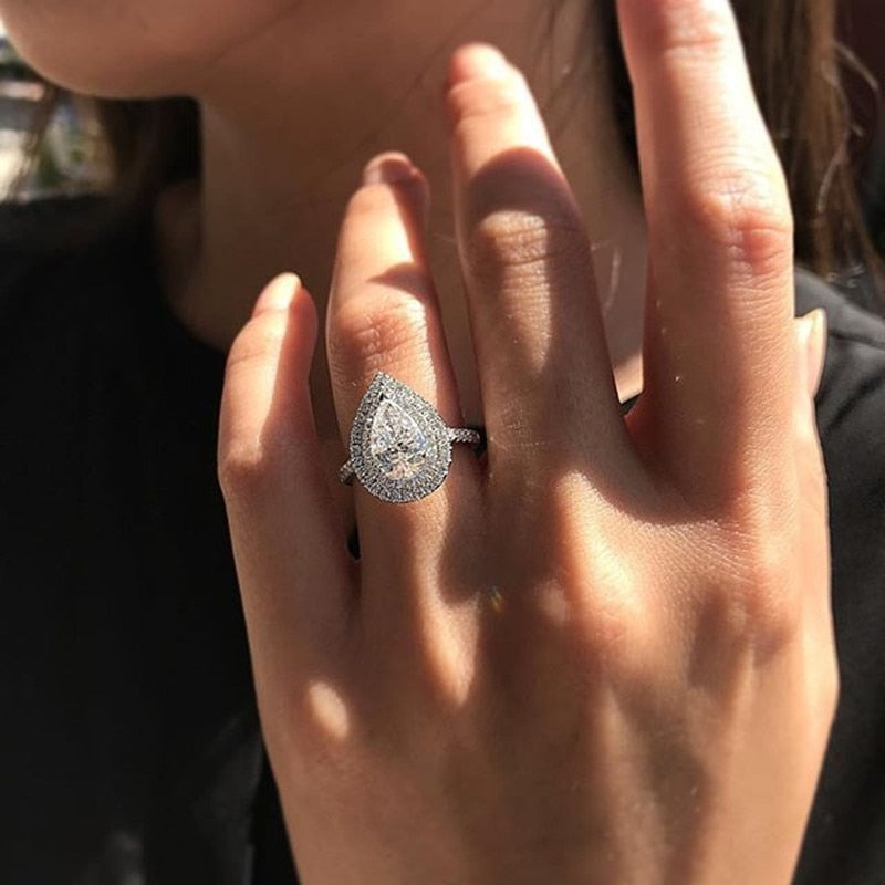 2020 new luxury pear solid 925 sterling silver engagement ring for women