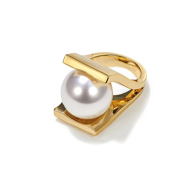 New Y Big Pearls Personality Gold Color Metal Hollow Exaggeration Multilayer Finger Ring for Women
