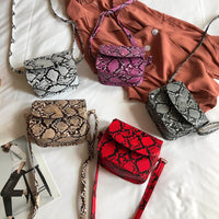 New fashion women's outdoor buckle snake pattern Messenger bag mobile phone